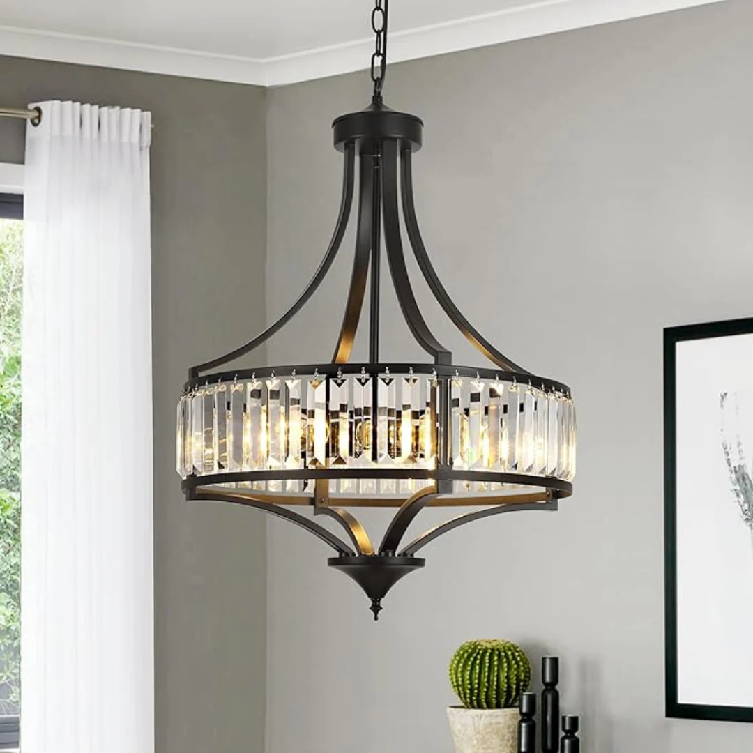 Lustre™ – Kristallleuchter – Elegantes Beleuchtungsdesign in Schwarz und Gold